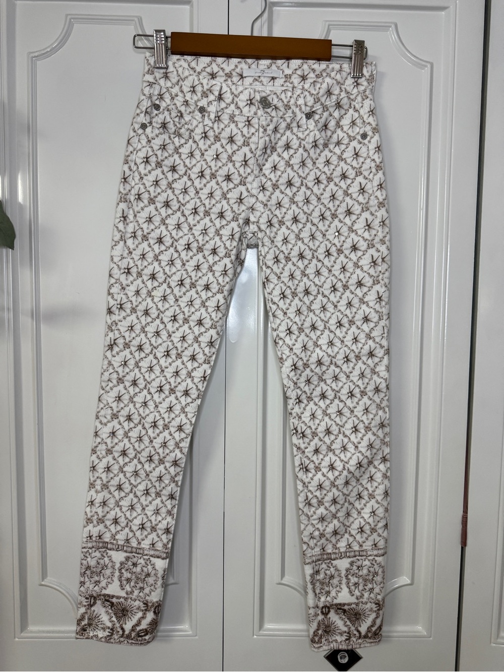 7 For All Mankind White Skinny Jeans with Rhinestones Brown Western Pattern
